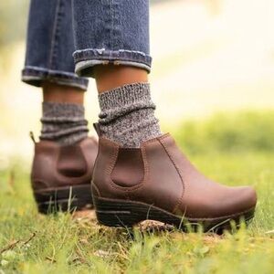 Dansko Frankie Antique Brown Chelsea Ankle Boot 38 7.5 8